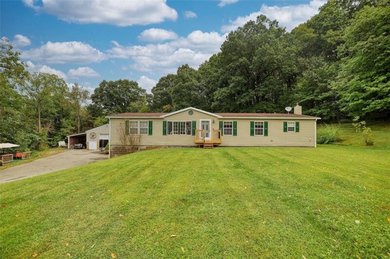 46 &48 Wussick Drive — photo 2