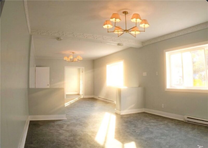 528 Woodvale Avenue — photo 2