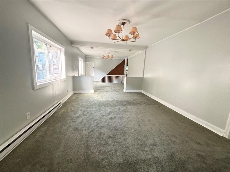 528 Woodvale Avenue — photo 4