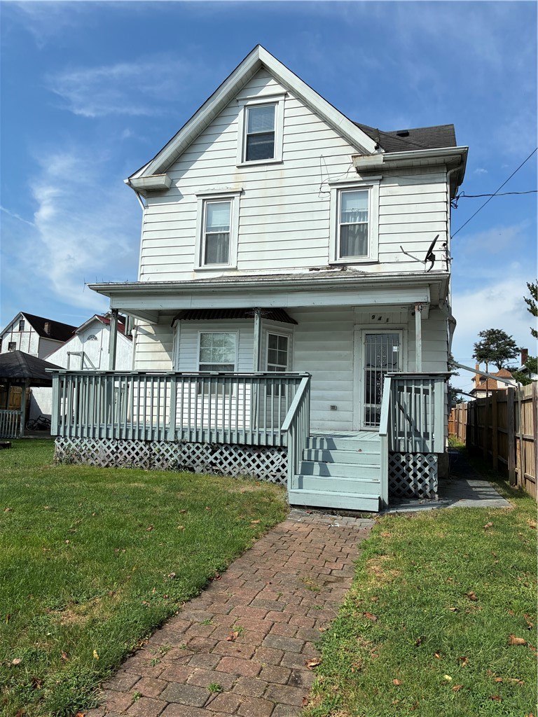941 Grant Ave — photo 1