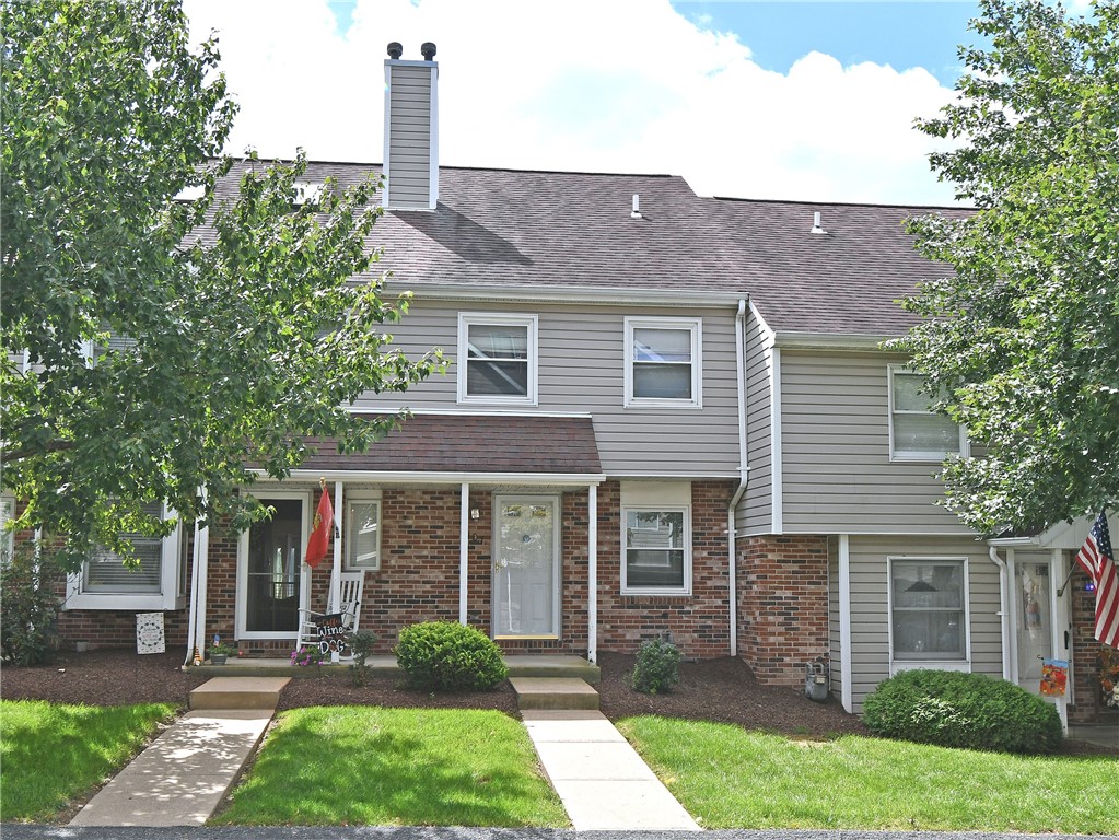 107 Old Village Ln — photo 1