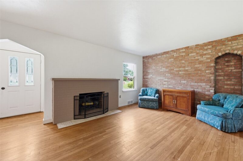 215 Twin Oaks — photo 6
