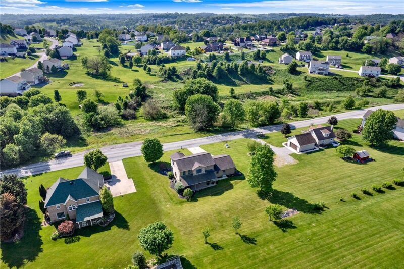 774 Vernon Dr — photo 4
