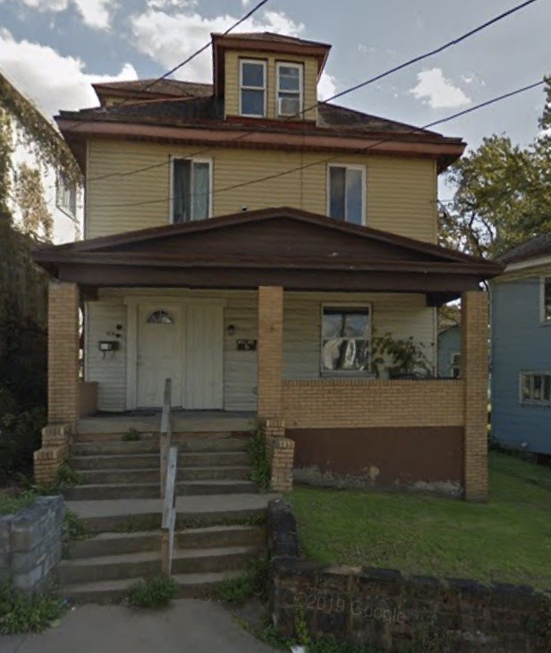 20 LAWN AVE REAR — photo 5