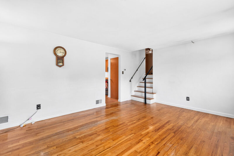 110 Sunrise DRIVE — photo 5