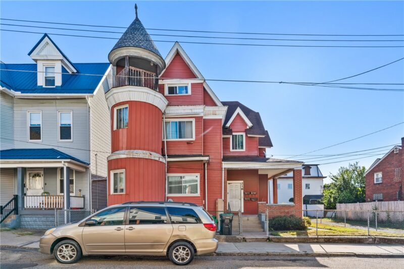 216 Clifton Ave — photo 2