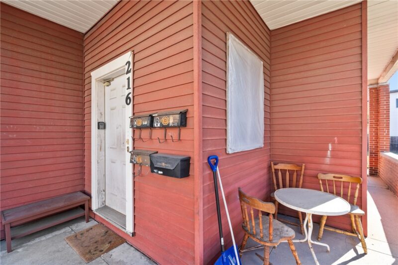 216 Clifton Ave — photo 5