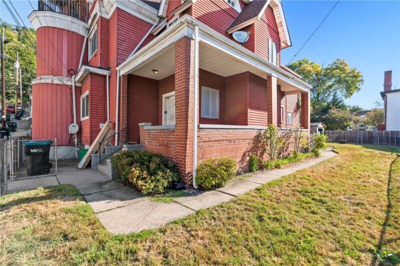 216 Clifton Ave — photo 6