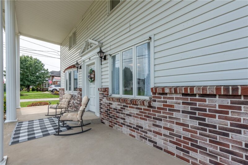 146 Carmichaels Street — photo 5