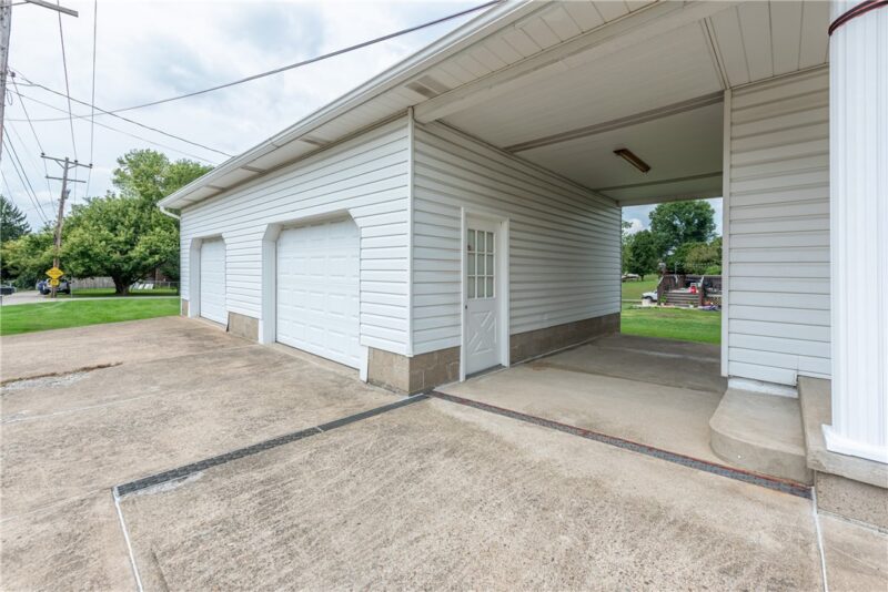 146 Carmichaels Street — photo 8