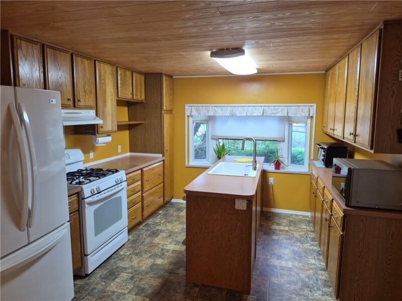 4008 Finleyville Elrama Rd — photo 3