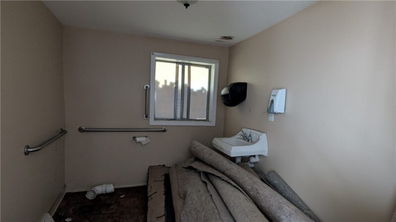 203 Newtown Avenue — photo 5