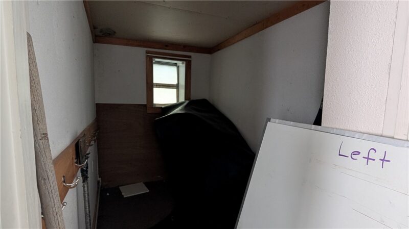 203 Newtown Avenue — photo 6