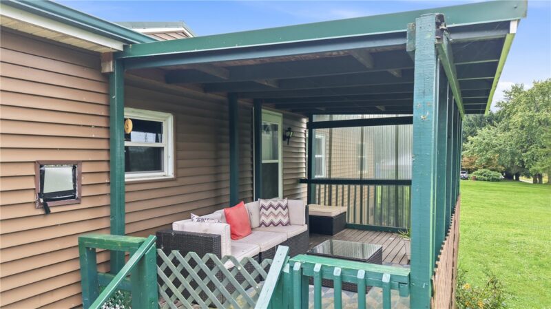 330 Fullingmill Rd — photo 2