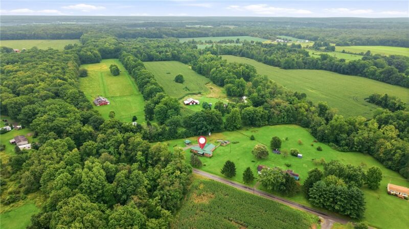 330 Fullingmill Rd — photo 4