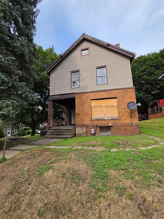 103 Moreland STREET — photo 1