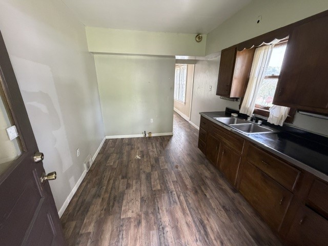 301 Patterson Ave — photo 4