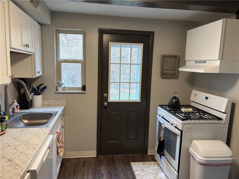 946-948 Sleepy Hollow Rd — photo 7