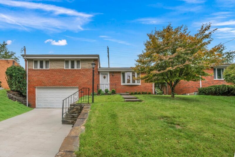 4557 Mapledale Dr — photo 2