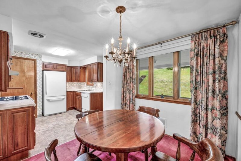 4557 Mapledale Dr — photo 6
