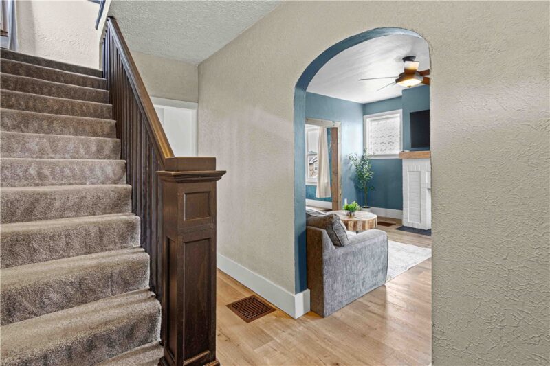406 ALICE STREET — photo 2