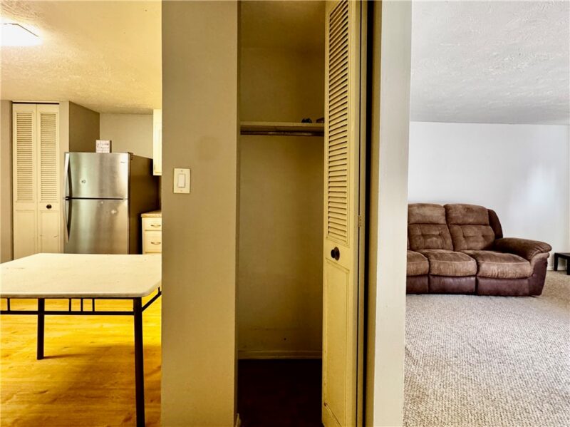 704 Countryside Dr — photo 5