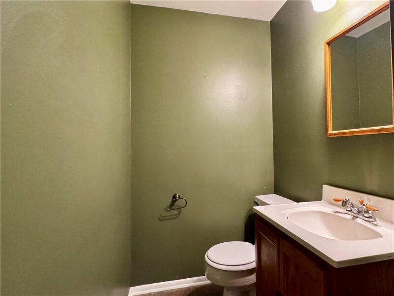 704 Countryside Dr — photo 7