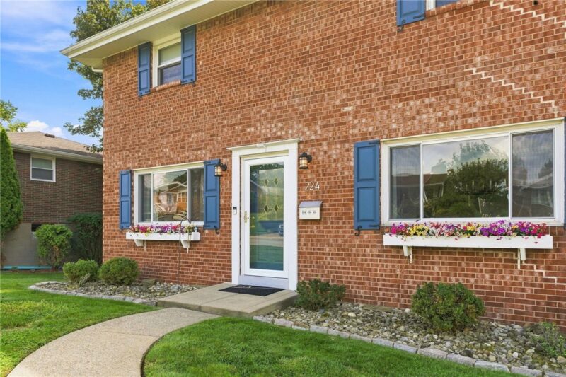 224 Elbe Dr — photo 2