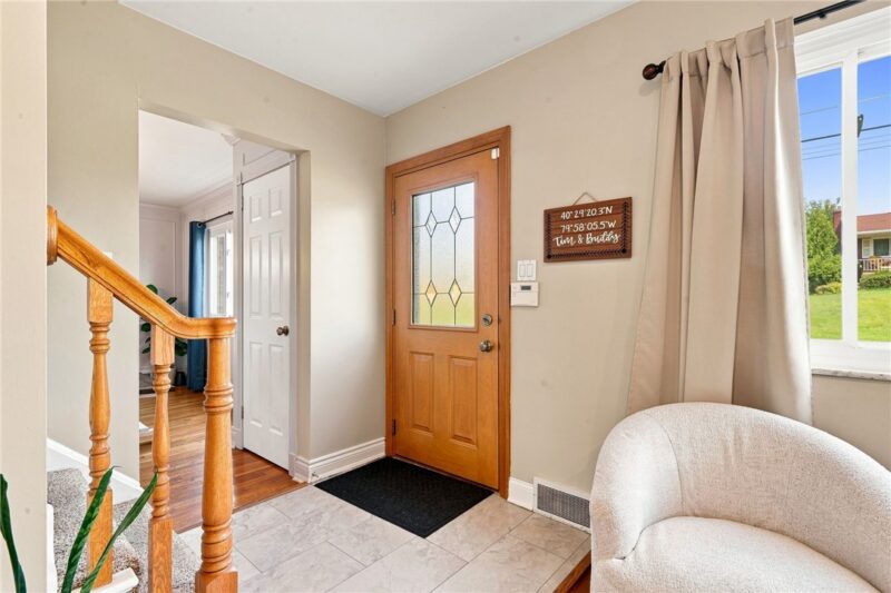 224 Elbe Dr — photo 3
