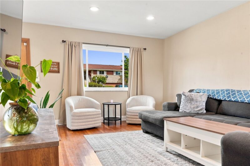224 Elbe Dr — photo 4