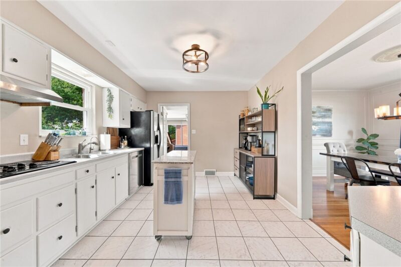 224 Elbe Dr — photo 8