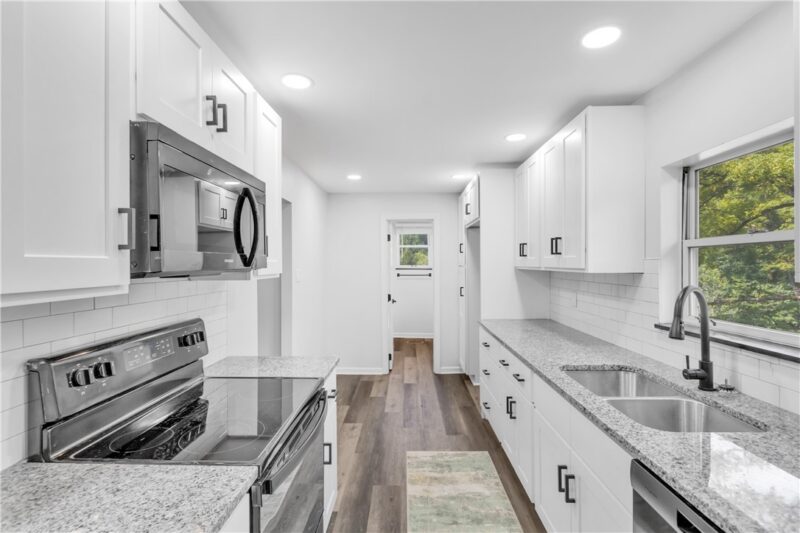 269 Dobson Rd — photo 3