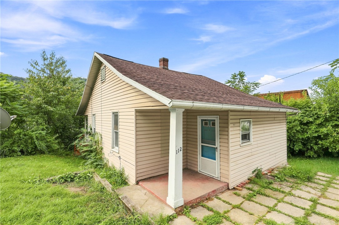 112 Oakland Avenue — photo 1
