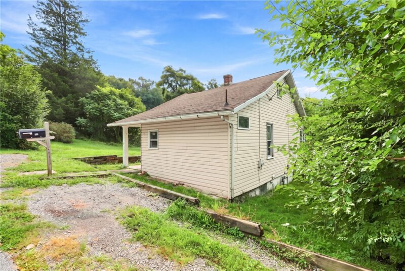 112 Oakland Avenue — photo 3