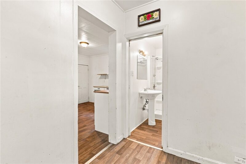 112 Oakland Avenue — photo 6