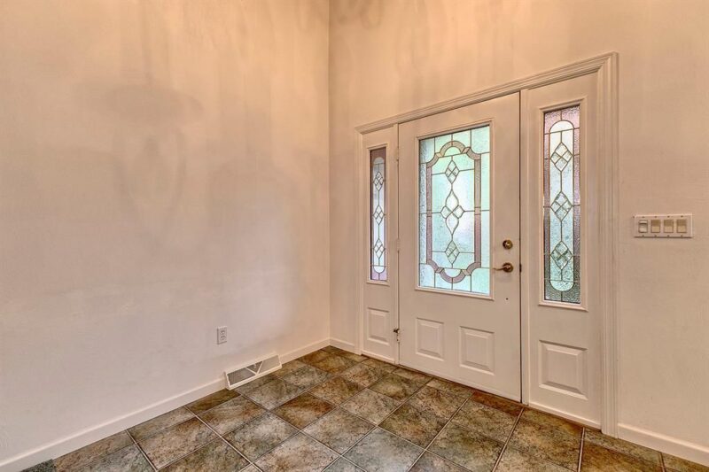 41 Brookdale Drive — photo 4
