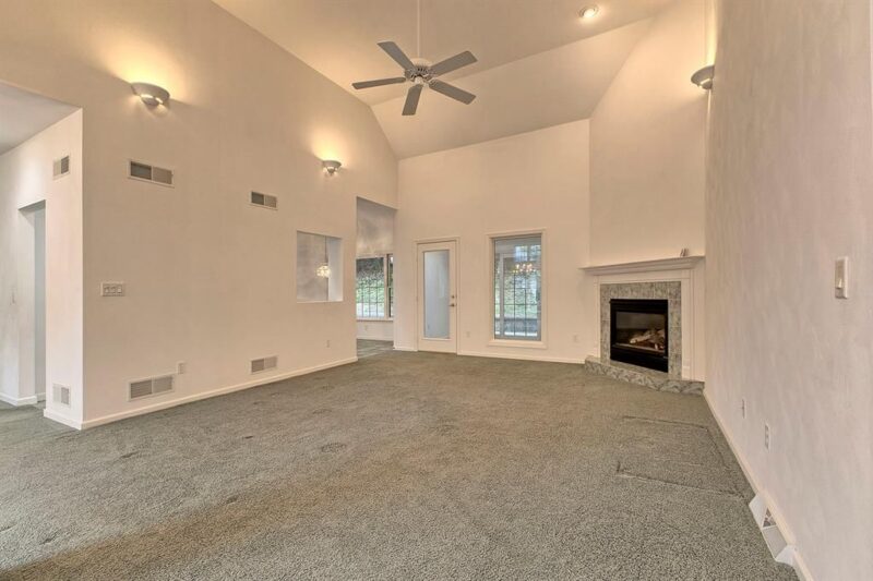 41 Brookdale Drive — photo 8