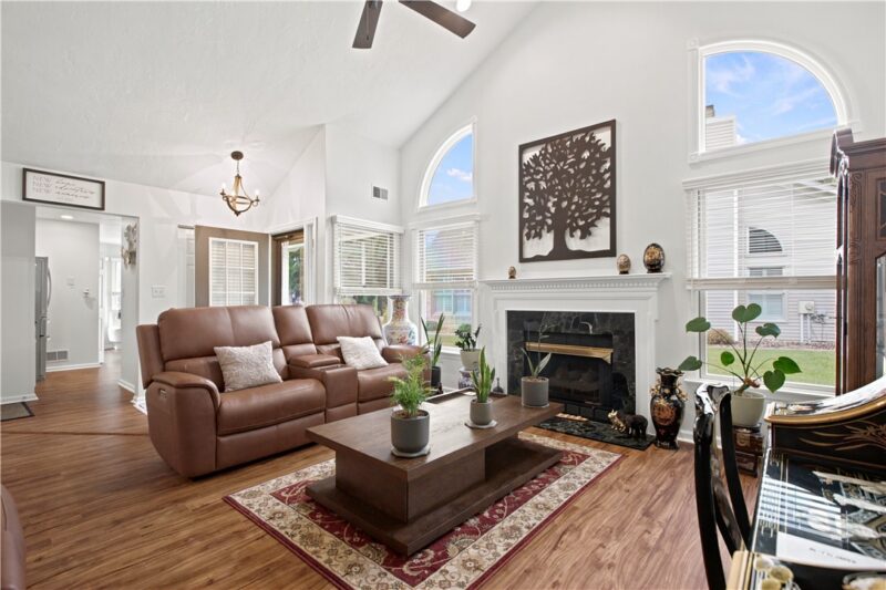 702 Hunt Club Dr — photo 5