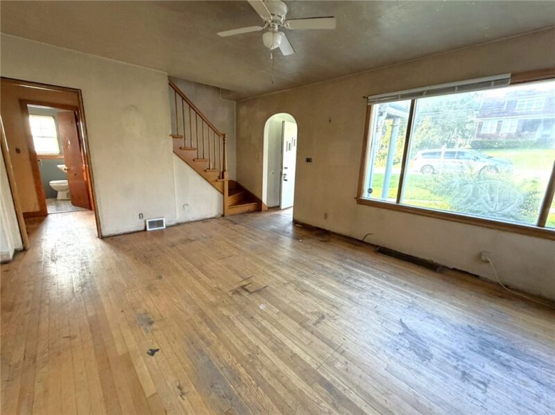 1047 W Main Street — photo 5
