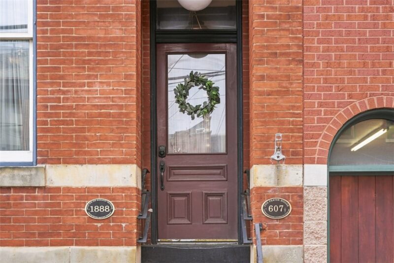 607 Lockhart St — photo 6