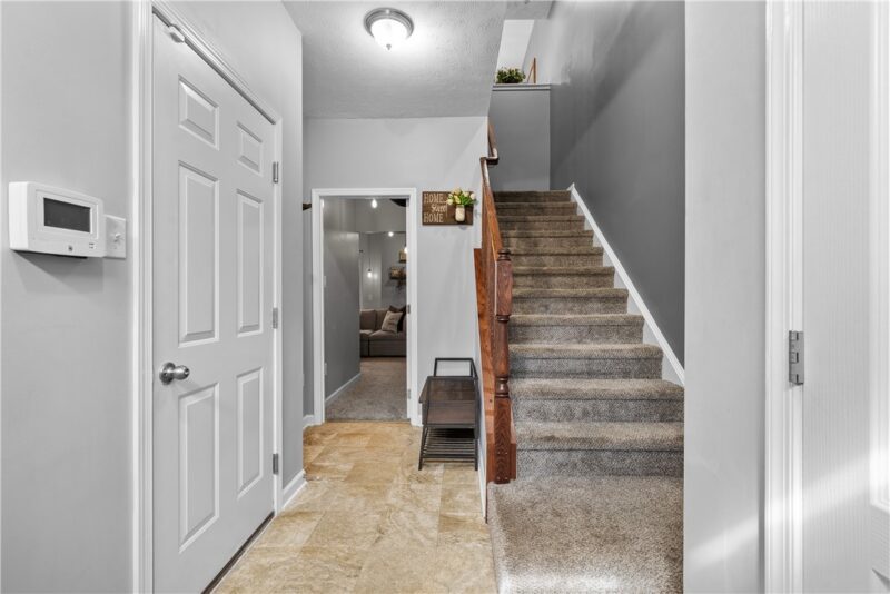 34 Truman Circle — photo 5