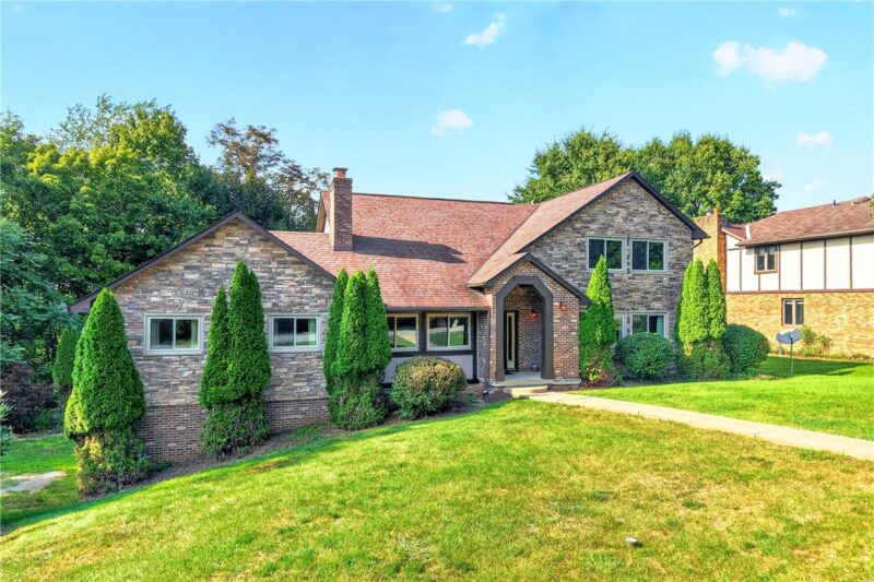 430 Oliver Drive — photo 2