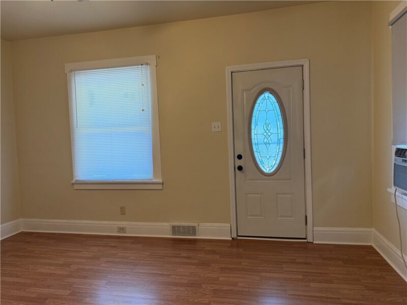 106 Cottrell Ave — photo 2