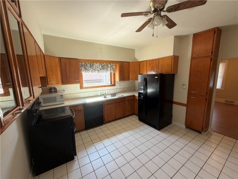 106 Cottrell Ave — photo 4