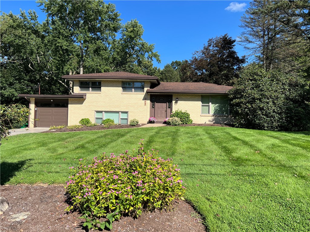 104 Randy Dr — photo 1