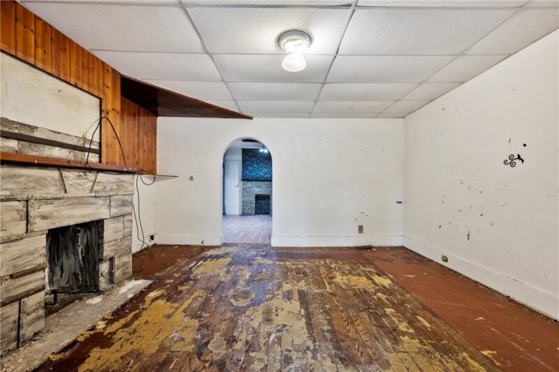 213 Wilbur St — photo 6