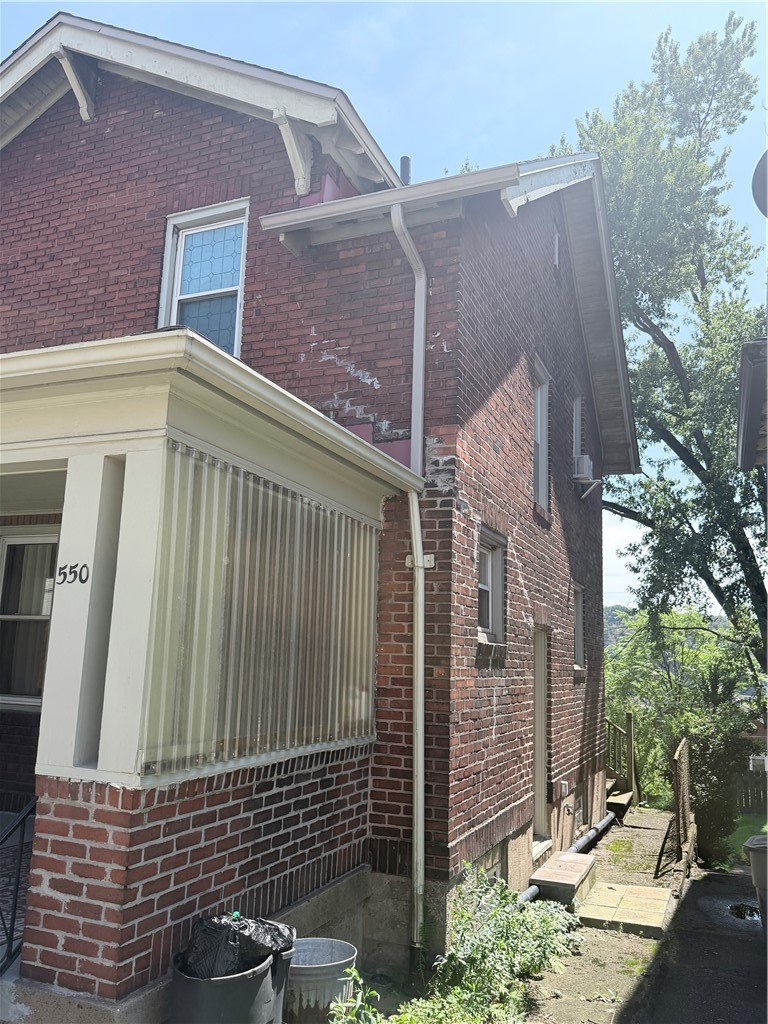 550 Maple St — photo 6