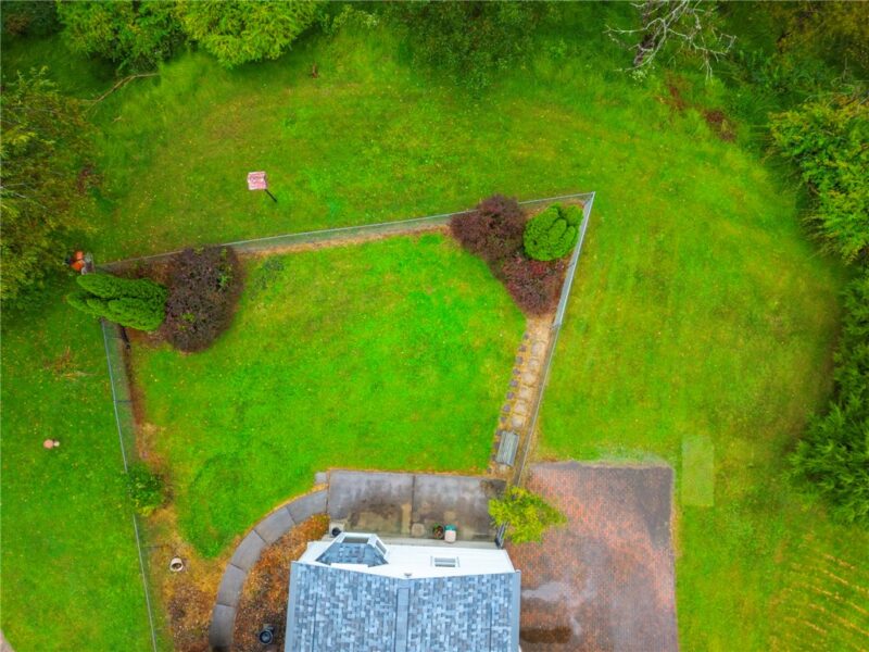 204 Noel Dr — photo 3