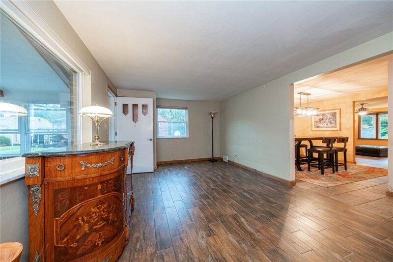 204 Noel Dr — photo 7
