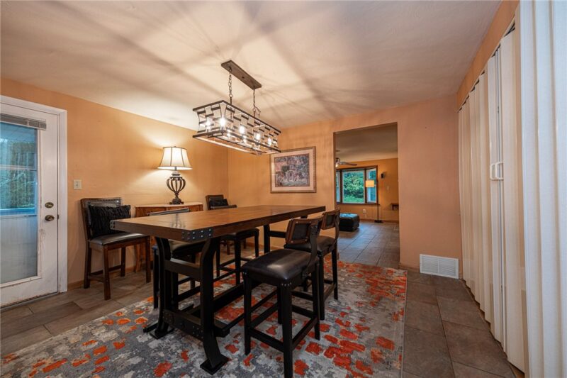 204 Noel Dr — photo 8